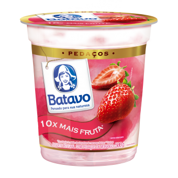IOGURTE BATAVO PEDAÇOS FRUTAS MORANGO 450 GR